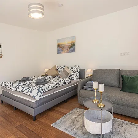 Daire Cloud9 Kitchen Balcony Wifi Uniklinik Good Transport Connections Augsburg