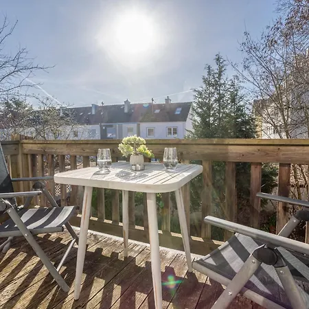 Daire Cloud9 Kitchen Balcony Wifi Uniklinik Good Transport Connections Augsburg